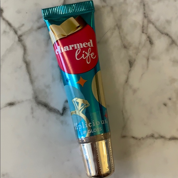 Liplicious Charmed Life 💍 New Sealed Lip Gloss - Picture 2 of 8